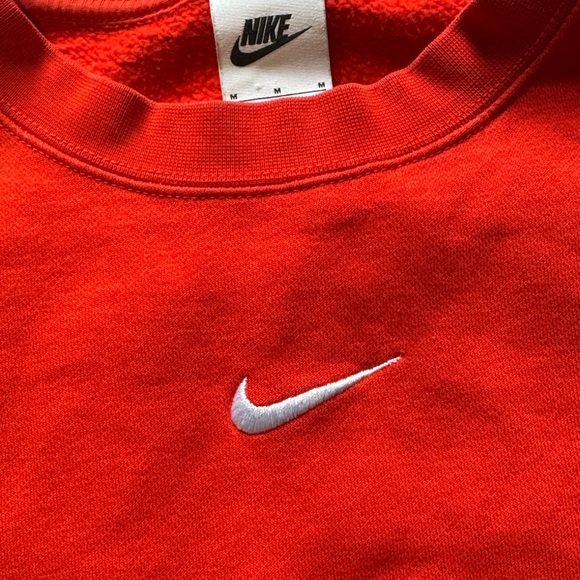 Nike Women's Red Cropped Sweater - Picture 3 of 4